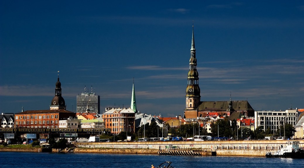 Panorama di Riga dalla Daugava